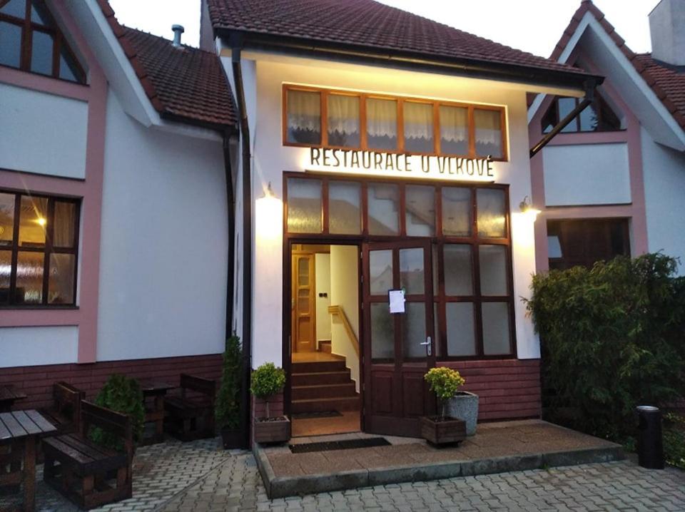 Restaurace U Vlkové Hotel Kamenice Esterno foto