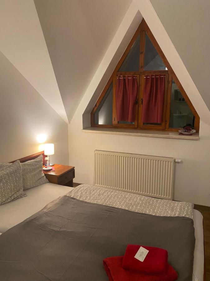 Restaurace U Vlkové Hotel Kamenice Esterno foto